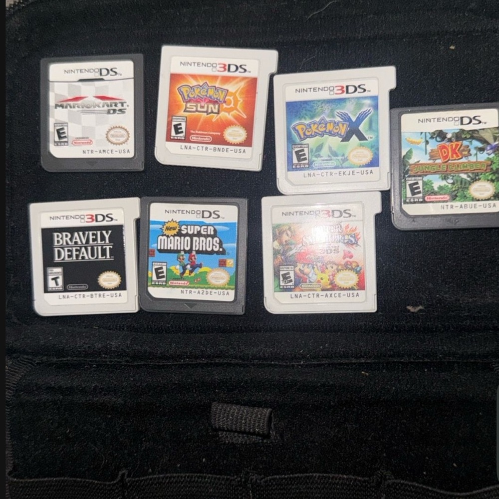 Nintendo 3DS XL PINK - Picture 3 of 3